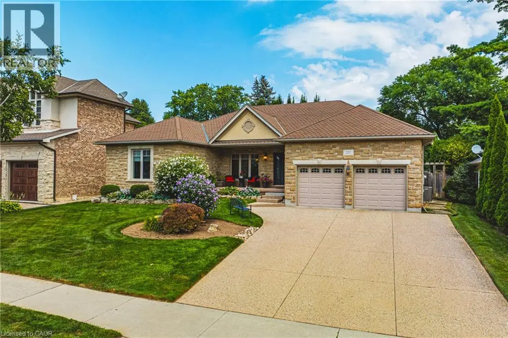 231 Pine Cove Road, Burlington