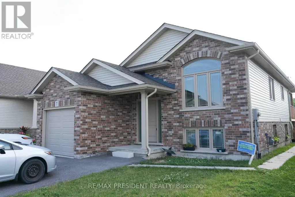 7 Berkshire Drive, St. Catharines (Carlton/Bunting)