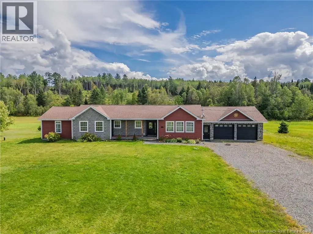 2944 Route 390, Saint Almo