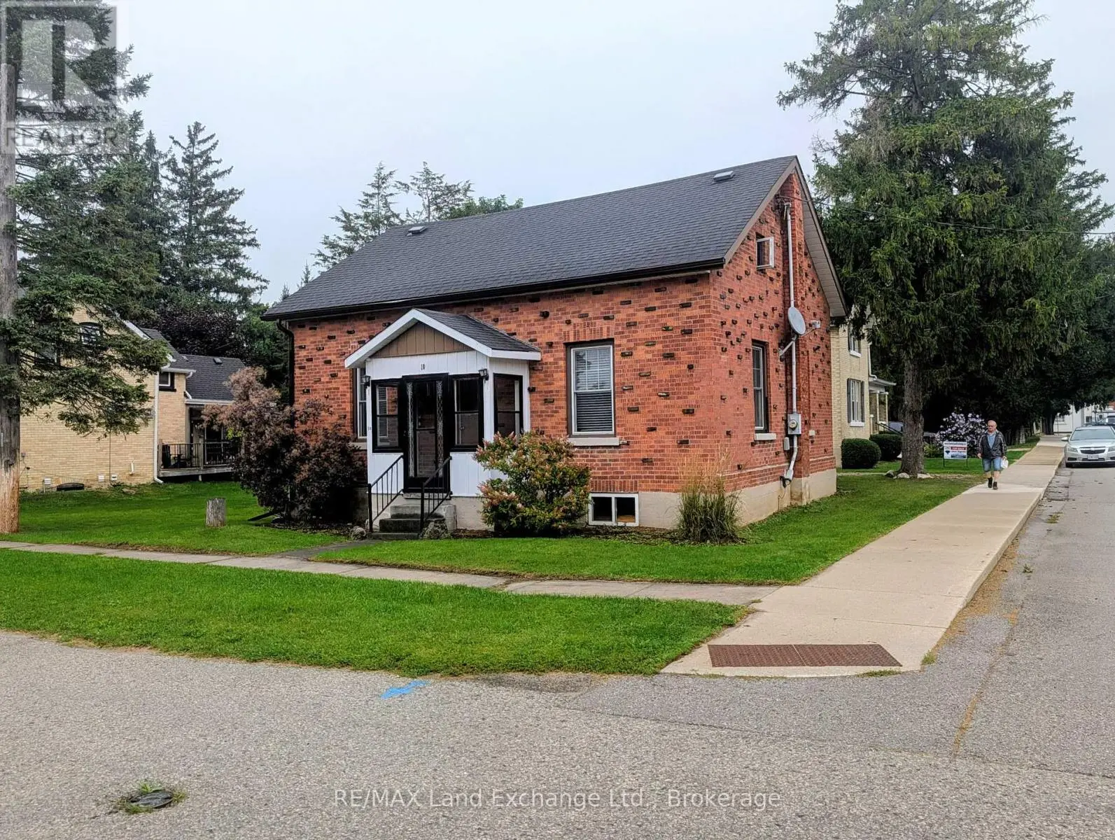 10 Mary Street, Brockton