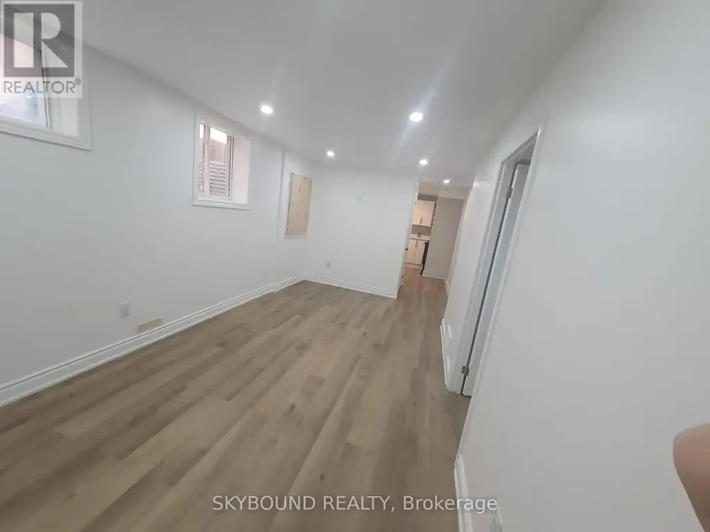 Bsmt - 1830 Gough Avenue, London North (North C)