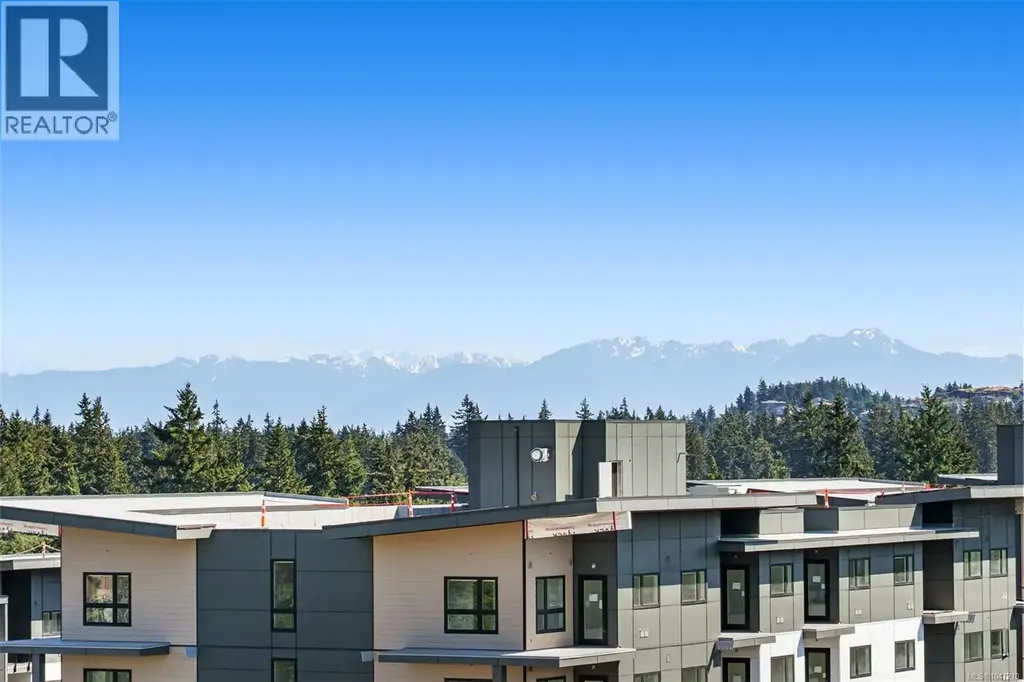303 777 Station Ave, Langford
