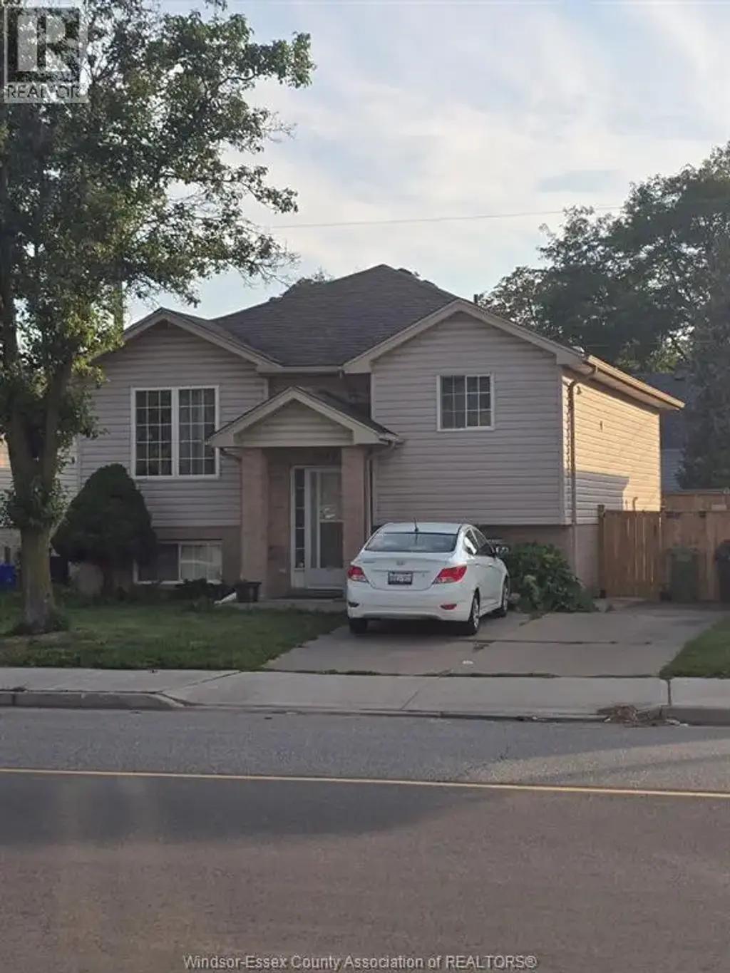 1849 Drouillard Unit# Lower, Windsor