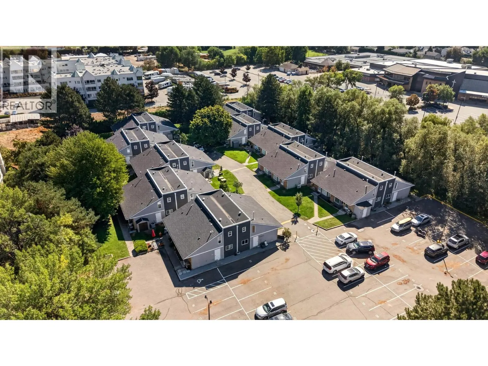 3155 Gordon Drive Unit# 104. Kelowna, British Columbia