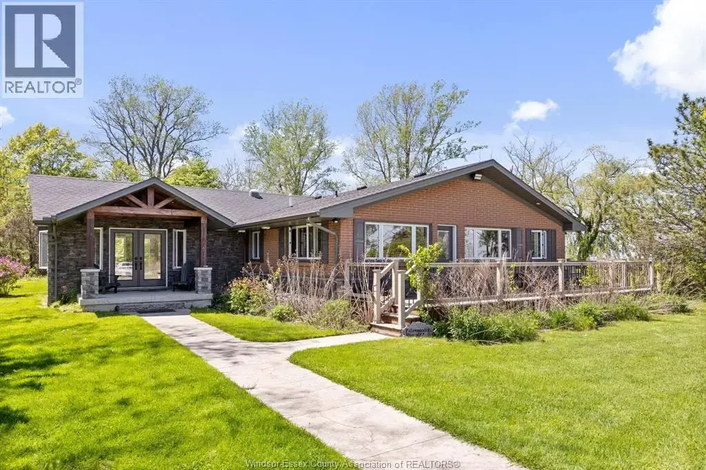 16660 Couture Beach, Lakeshore