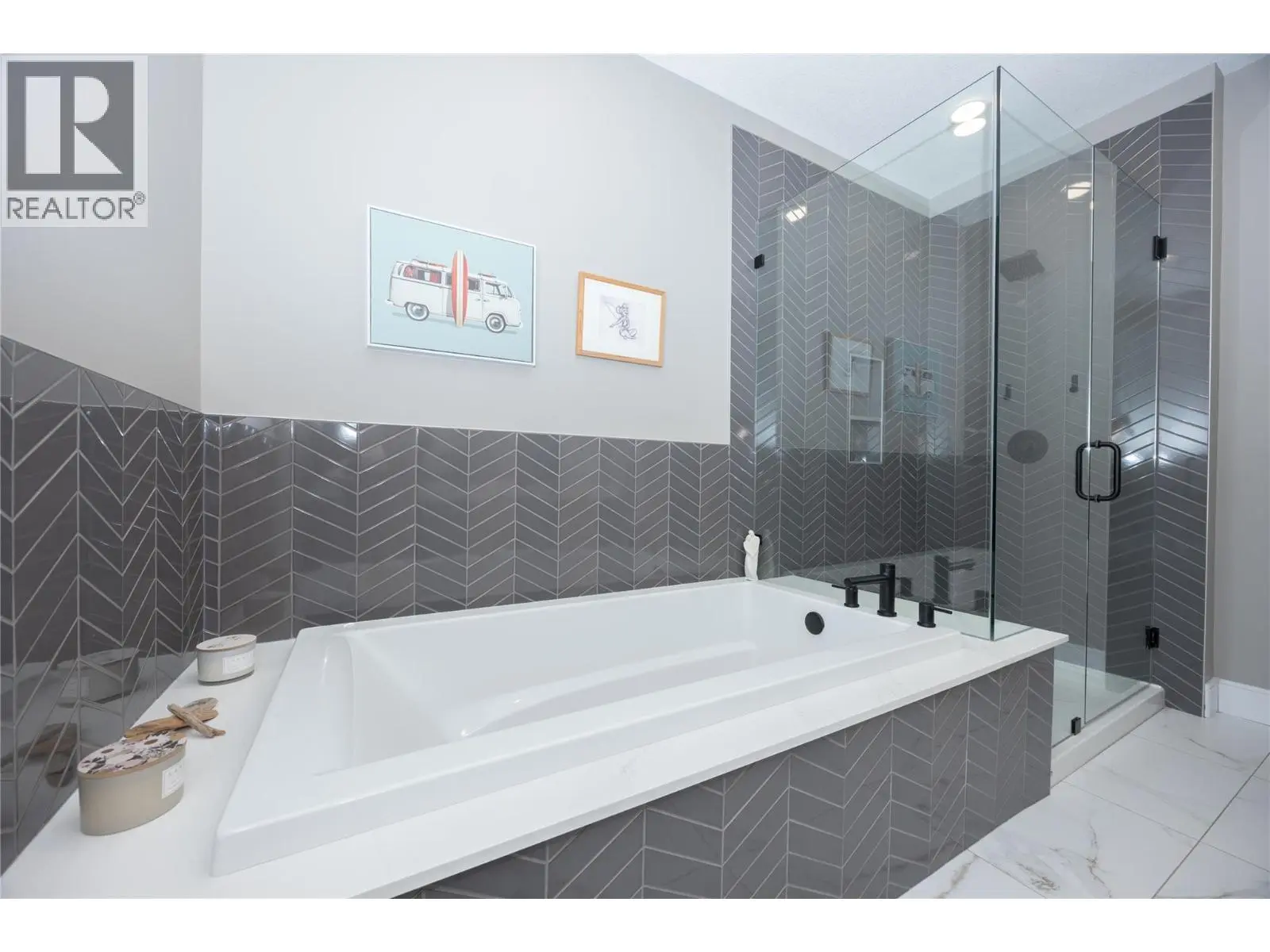 529 Truswell Road Unit# 604. Kelowna, British Columbia