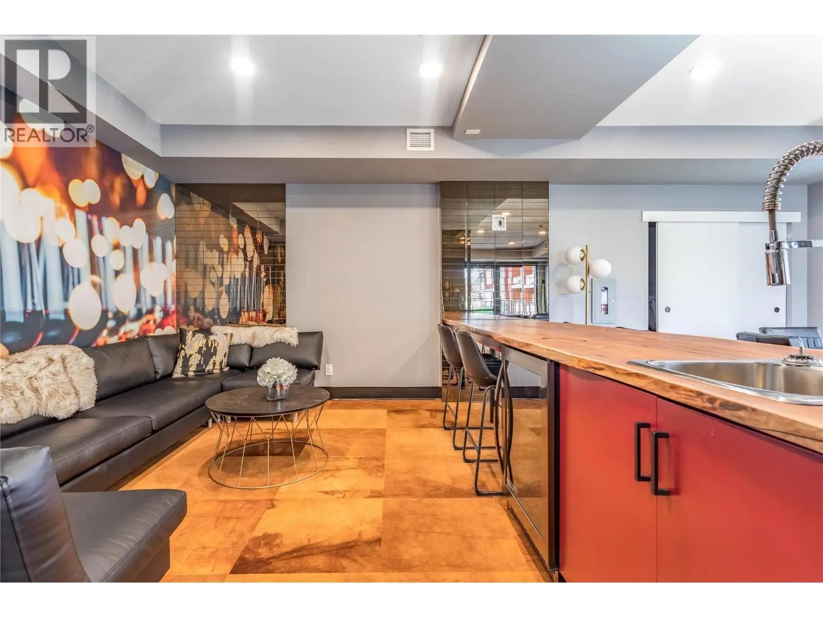 529 Truswell Road Unit# 604. Kelowna, British Columbia