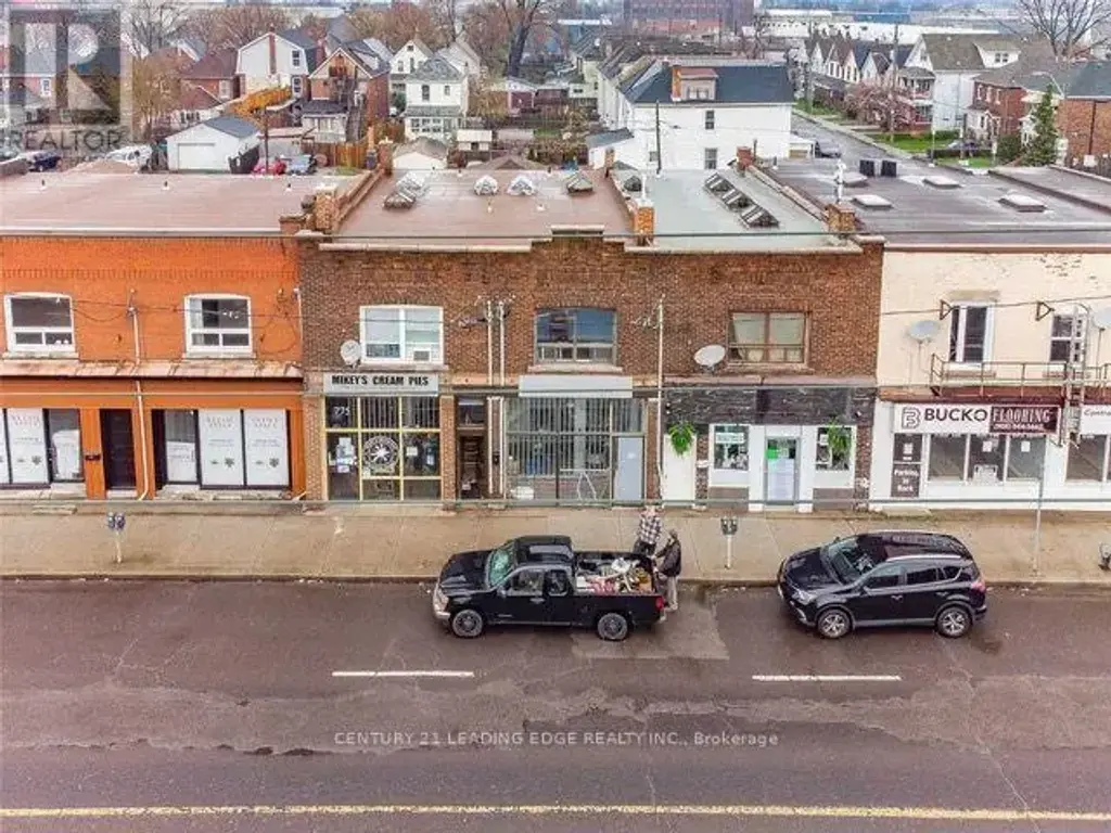 775 Barton Street E, Hamilton (Stipley)