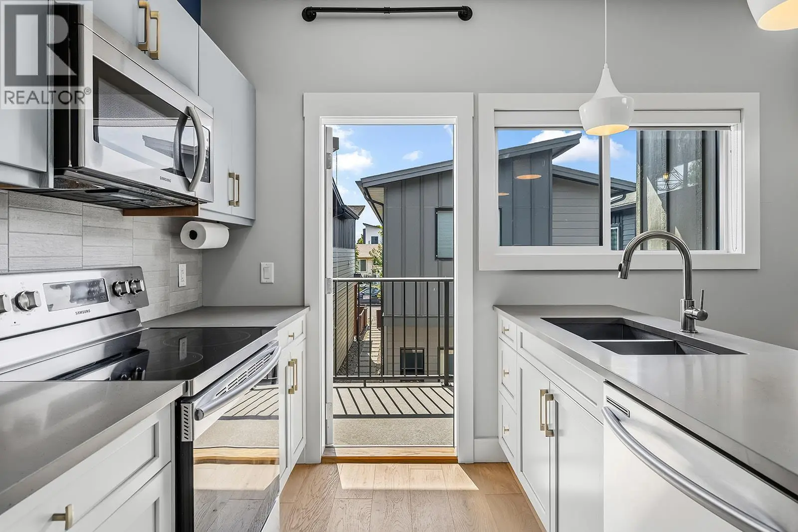 726 Coopland Crescent Unit# 1. Kelowna, British Columbia