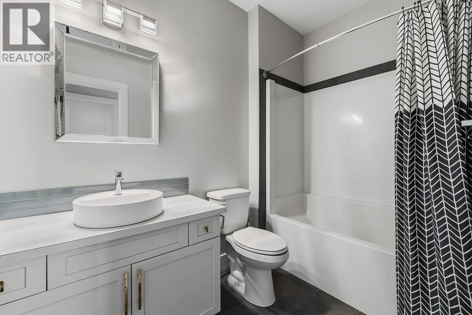726 Coopland Crescent Unit# 1. Kelowna, British Columbia