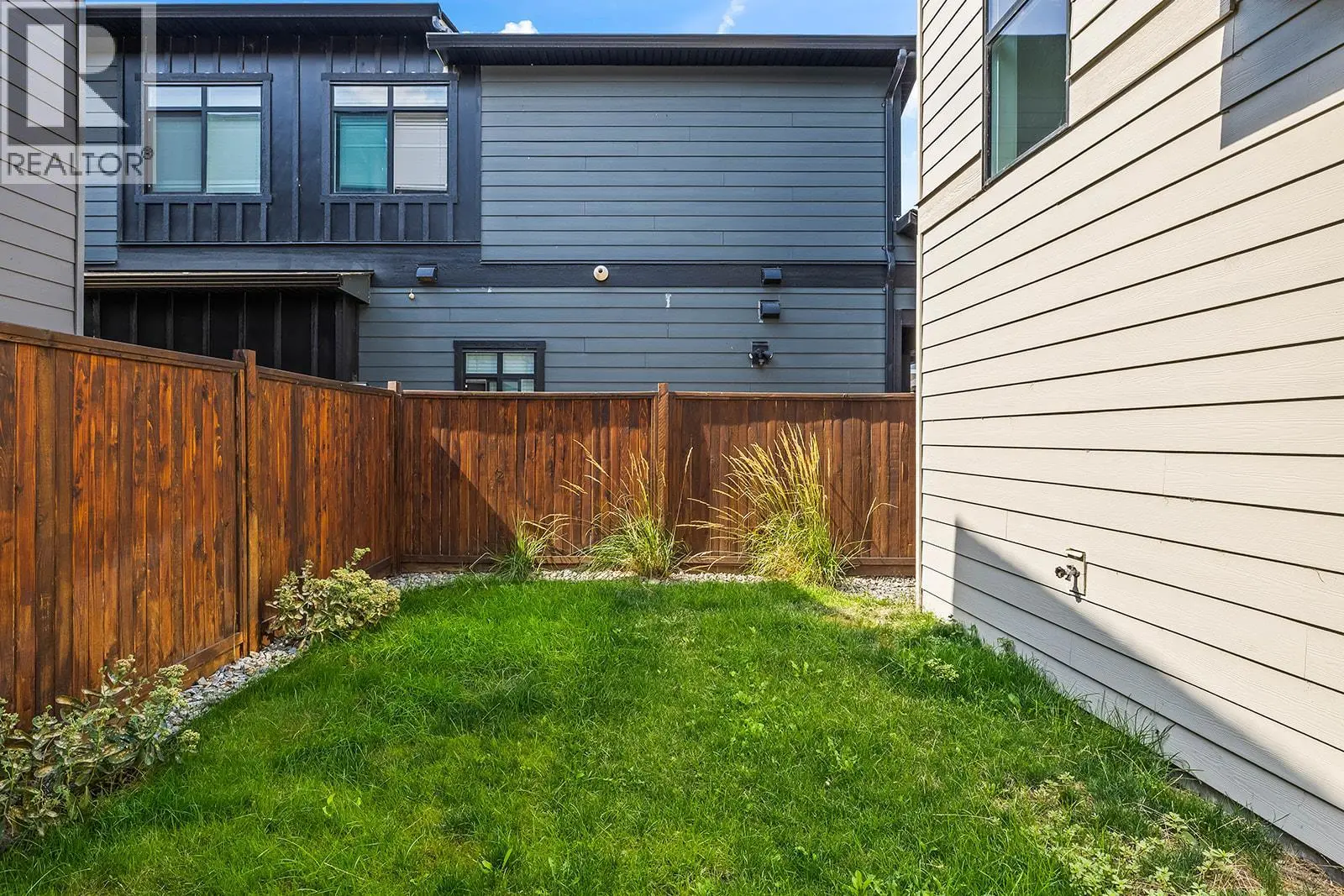 726 Coopland Crescent Unit# 1. Kelowna, British Columbia