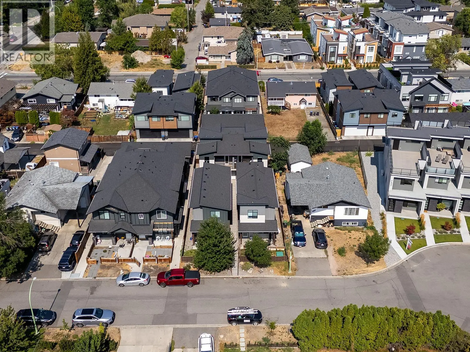726 Coopland Crescent Unit# 1. Kelowna, British Columbia