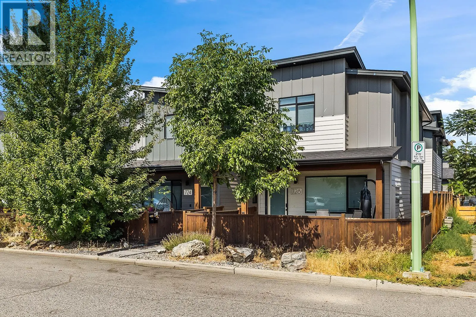 726 Coopland Crescent Unit# 1. Kelowna, British Columbia