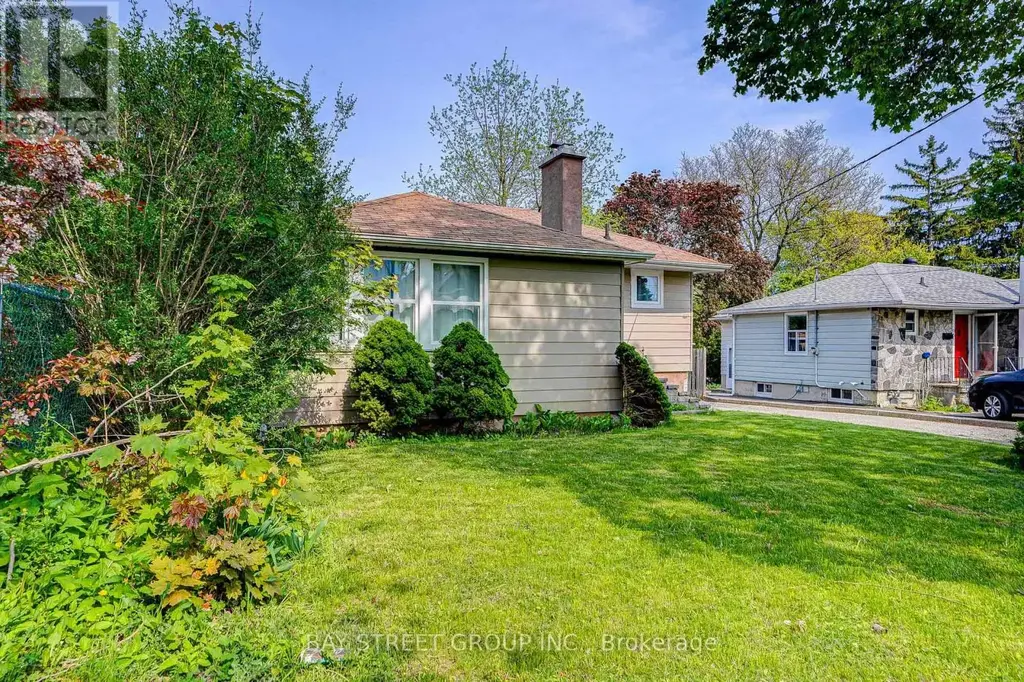 161 Church Street S, Richmond Hill (Harding)