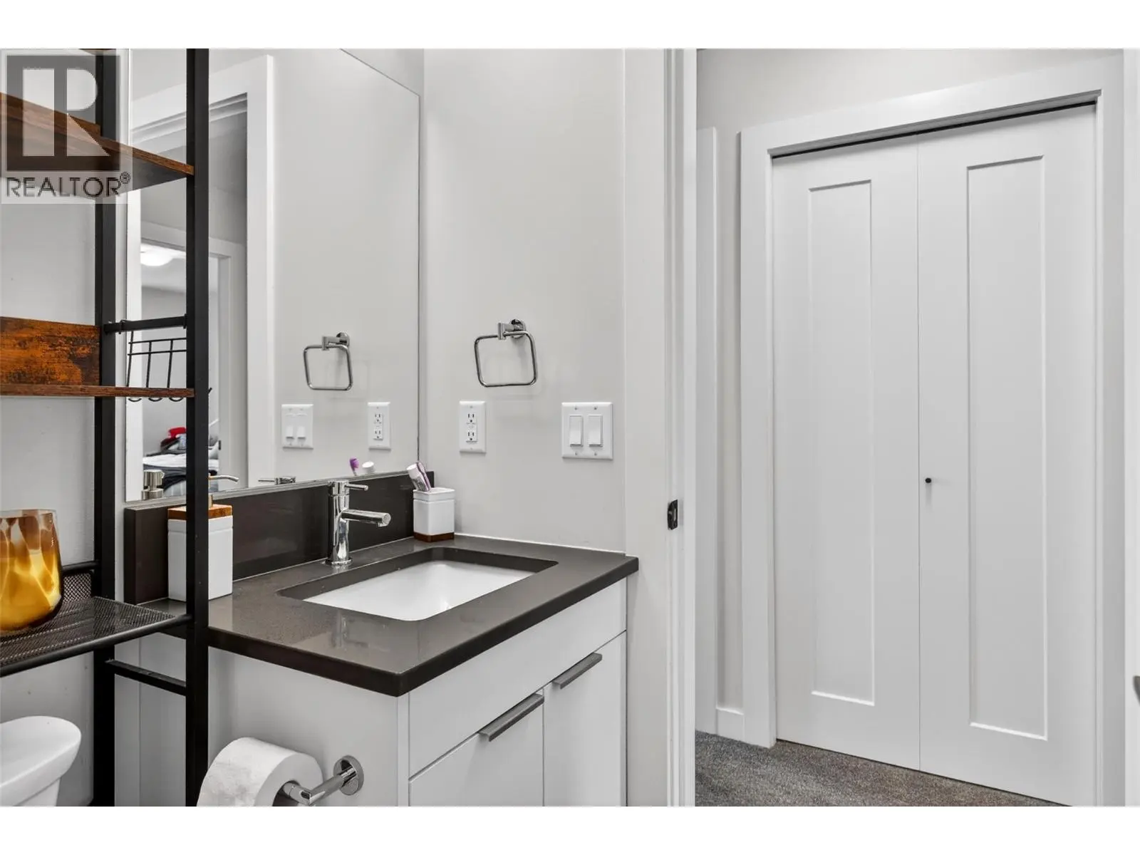 307 Glen Park Drive Unit# 32. Kelowna, British Columbia