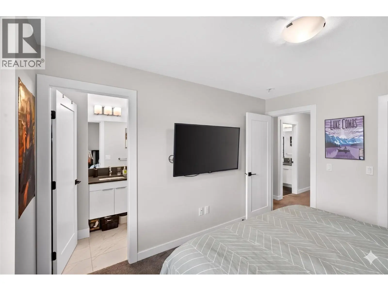 307 Glen Park Drive Unit# 32. Kelowna, British Columbia