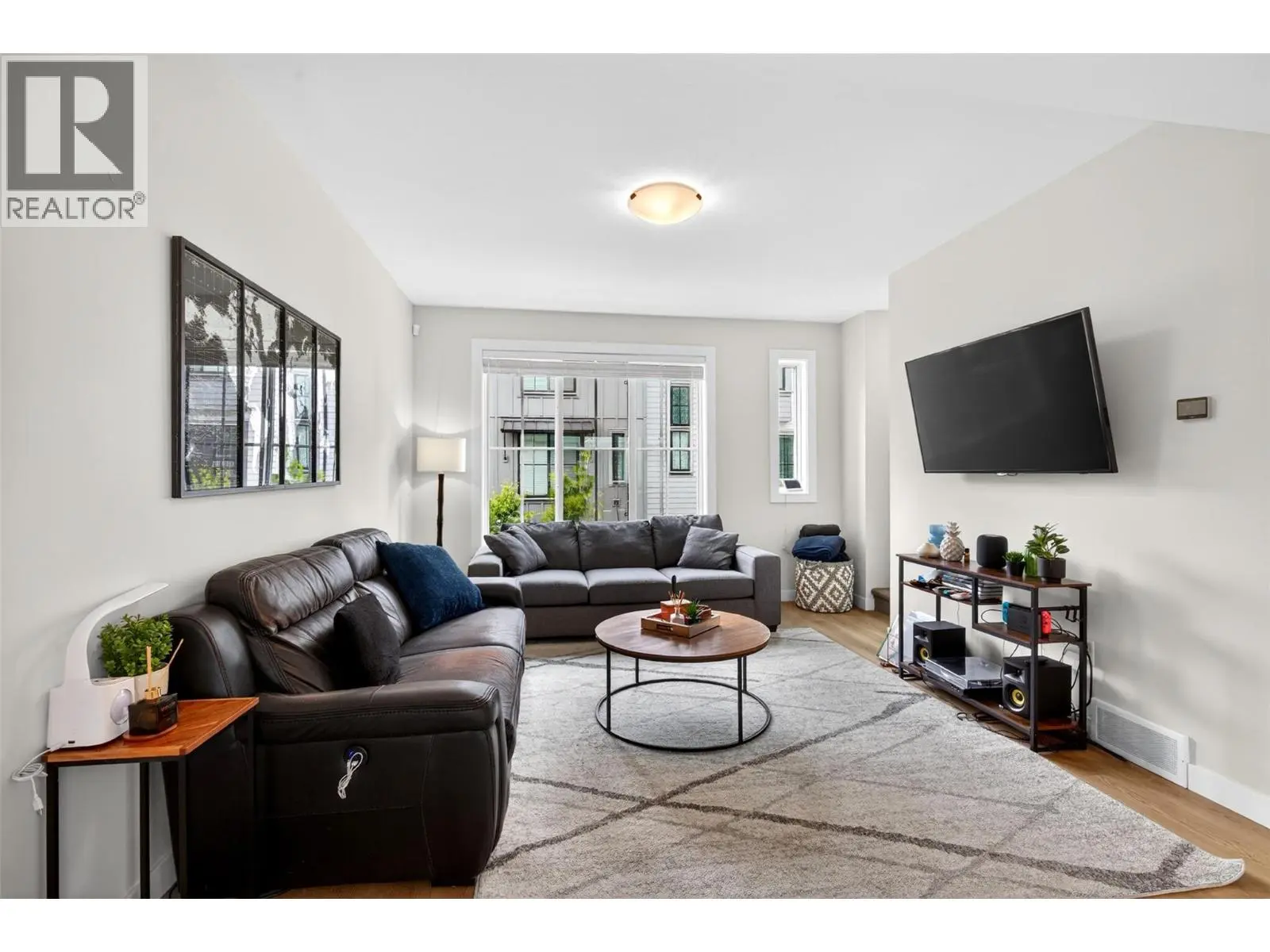 307 Glen Park Drive Unit# 32. Kelowna, British Columbia