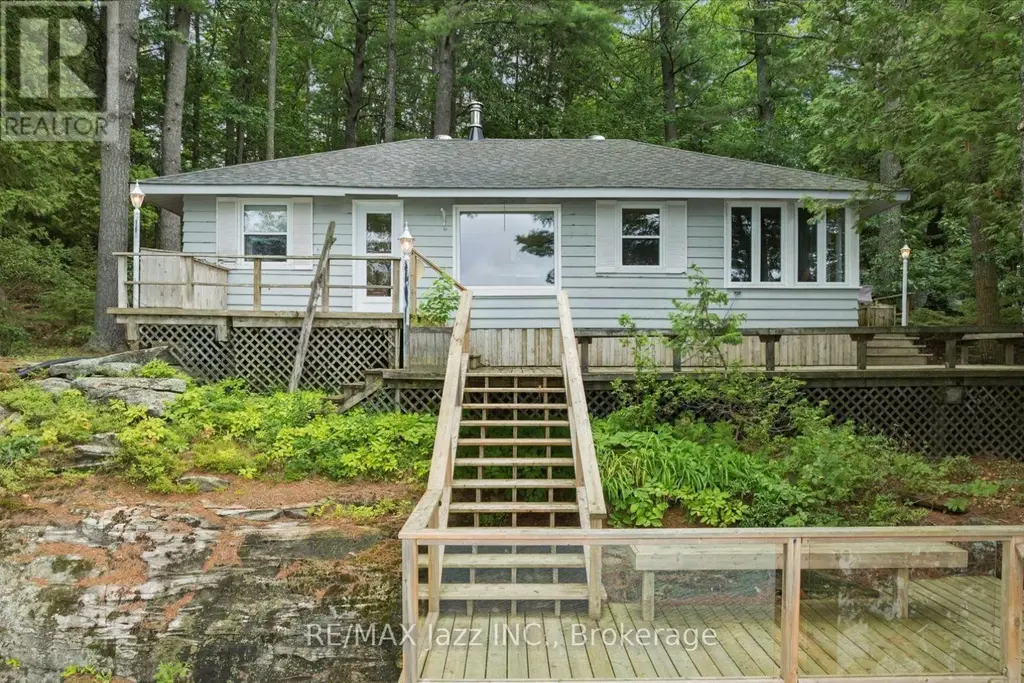 1022 Two Dogs Lane, Algonquin Highlands (Stanhope)