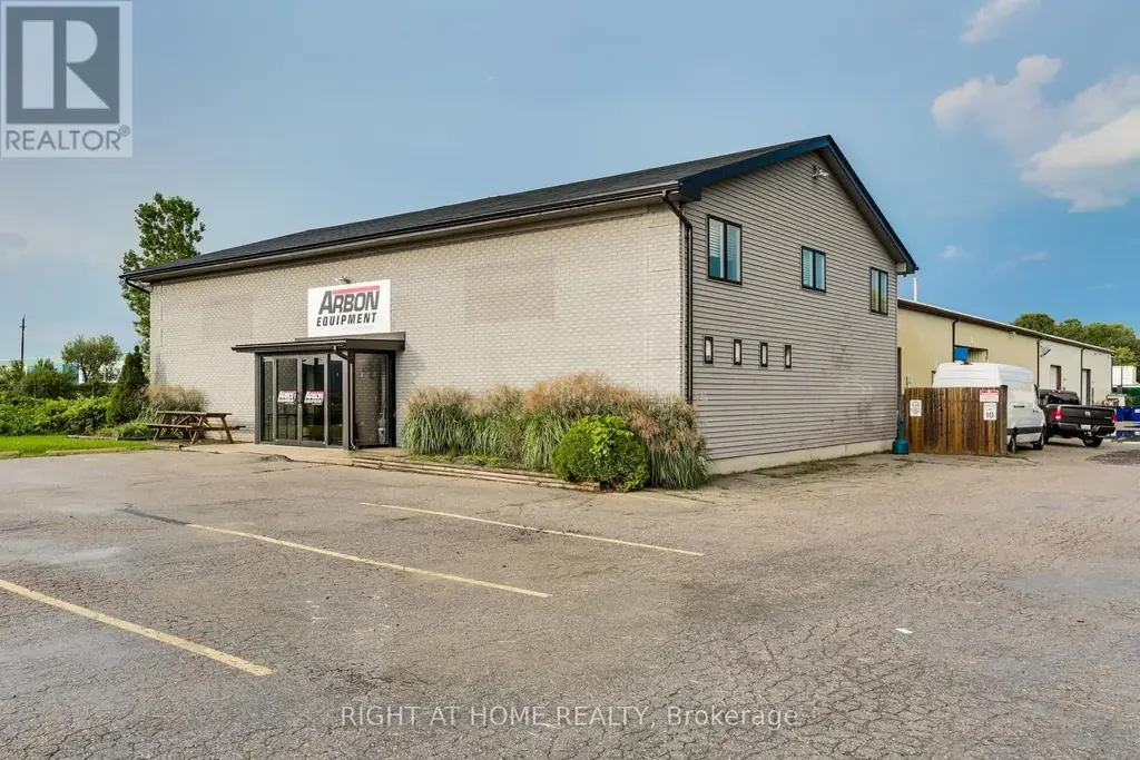 1464 Crumlin Side Road, London East (East E)