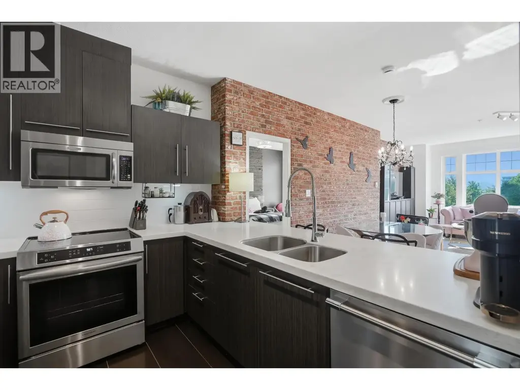 317 83 Star Crescent, New Westminster