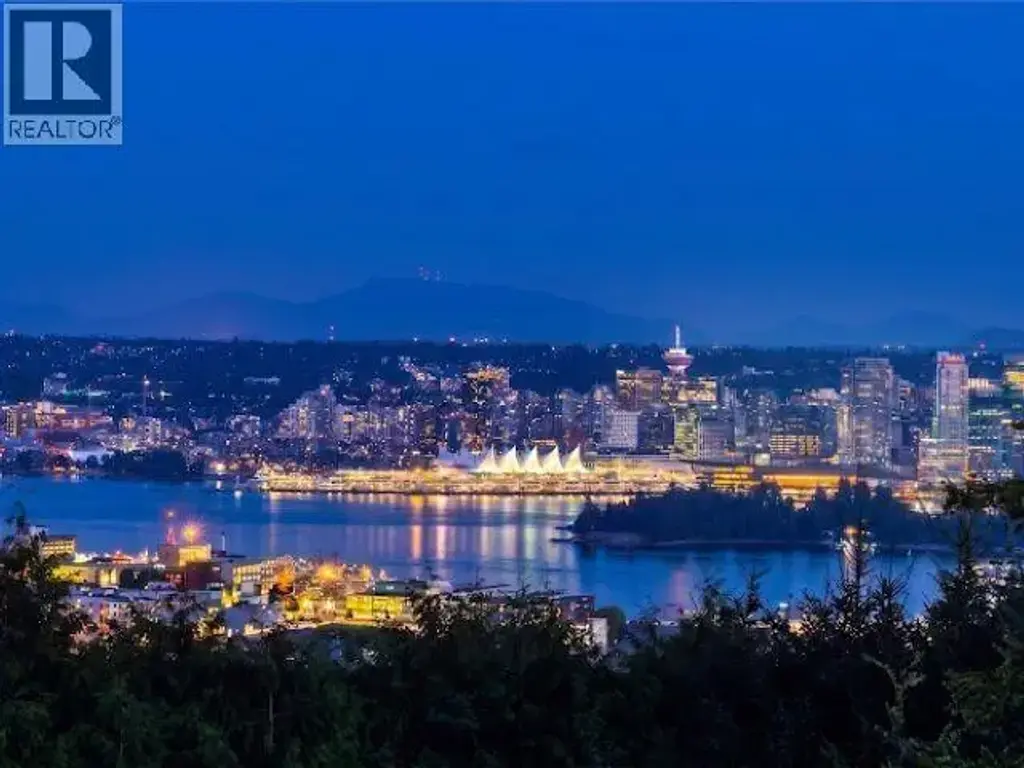 815 King Georges Way, West Vancouver