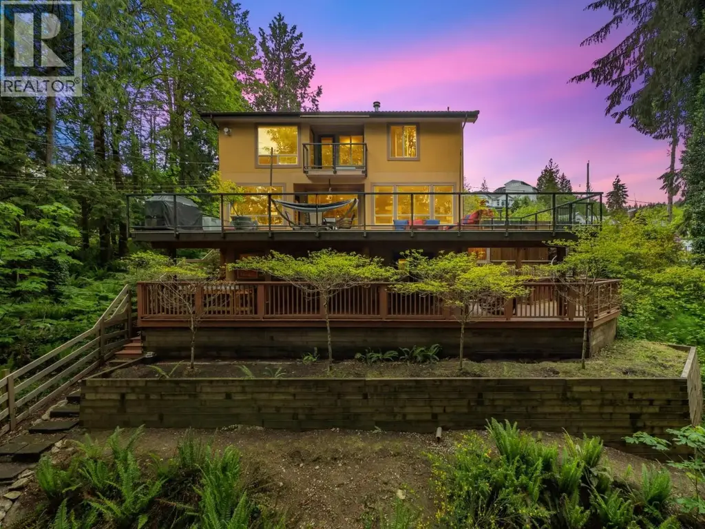 5836 Marine Way, Sechelt