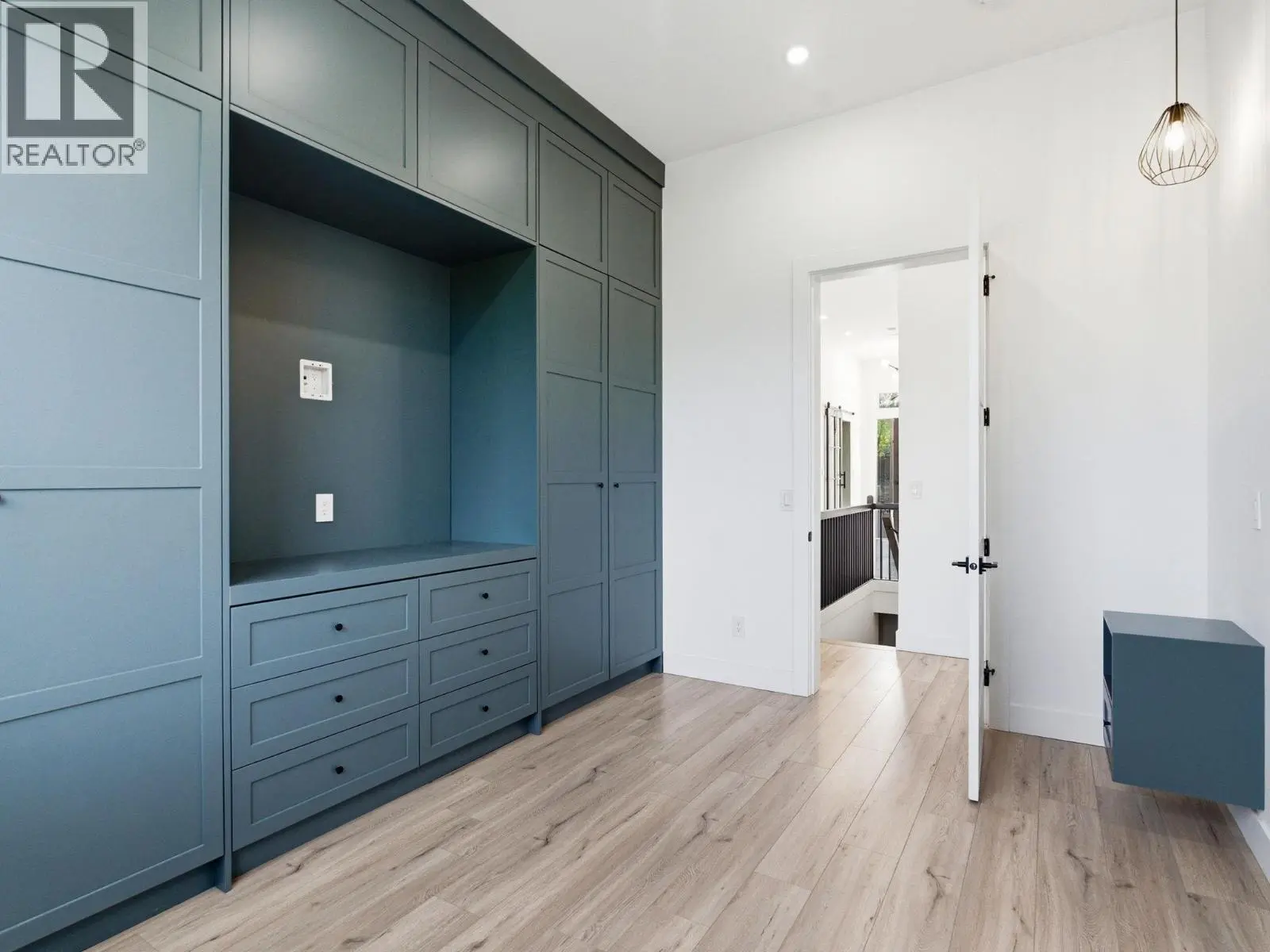 5300 Hedeman Court. Kelowna, British Columbia