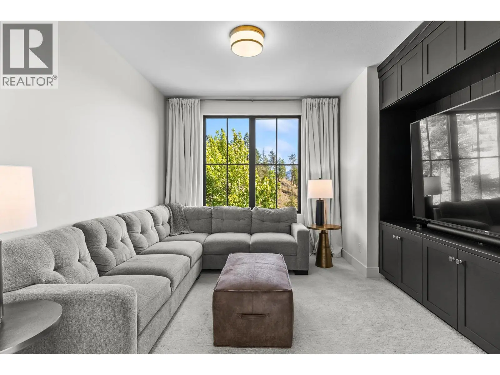 74 Red Sky Court. Kelowna, British Columbia
