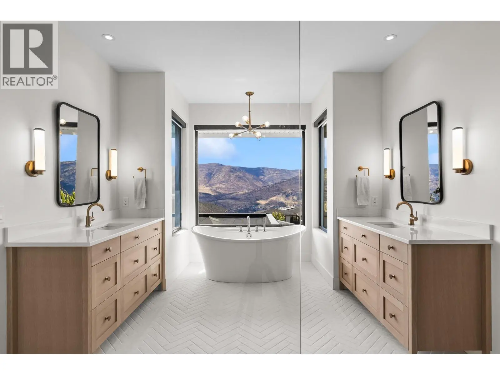 74 Red Sky Court. Kelowna, British Columbia