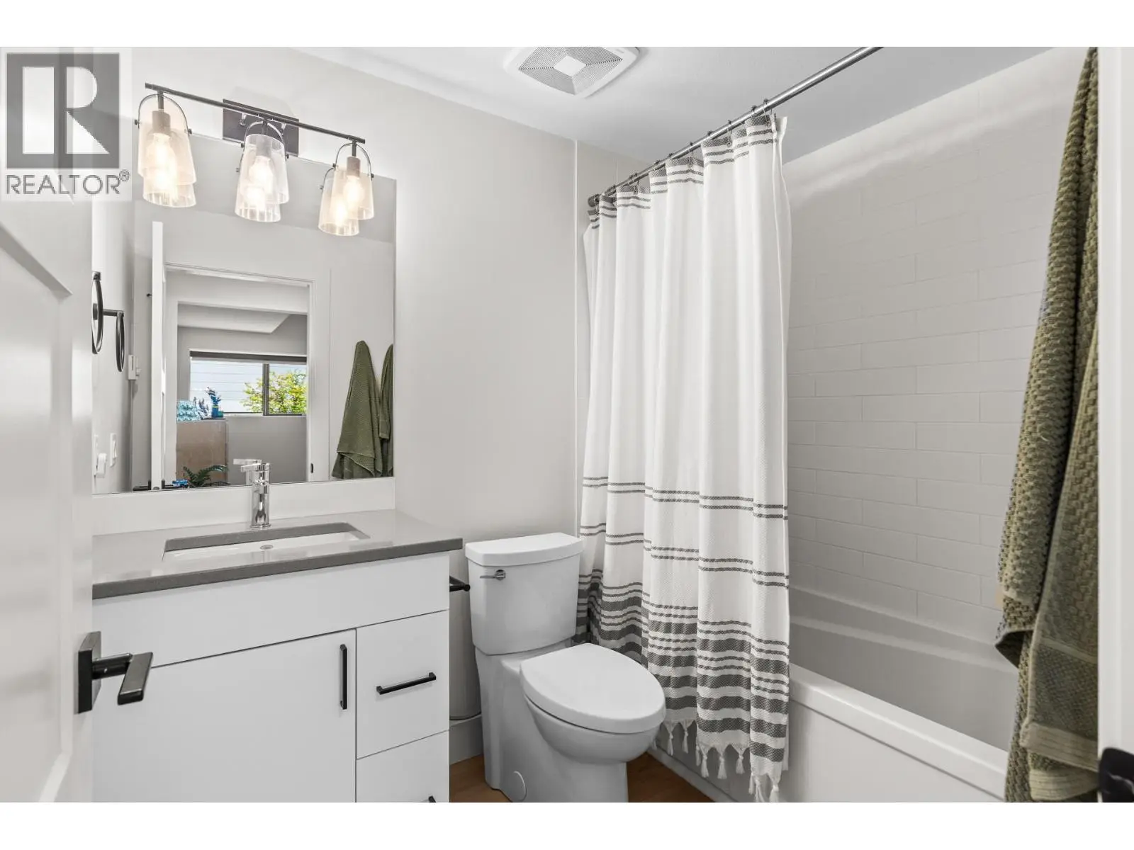 74 Red Sky Court. Kelowna, British Columbia