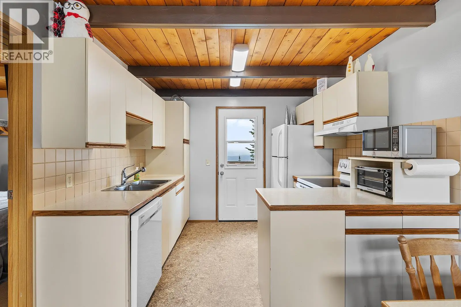 7485 Porcupine Road Unit# 1 And 2. Big White, British Columbia