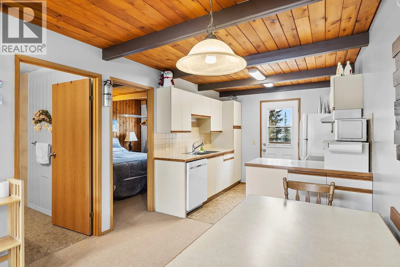 7485 Porcupine Road Unit# 1 And 2. Big White, British Columbia