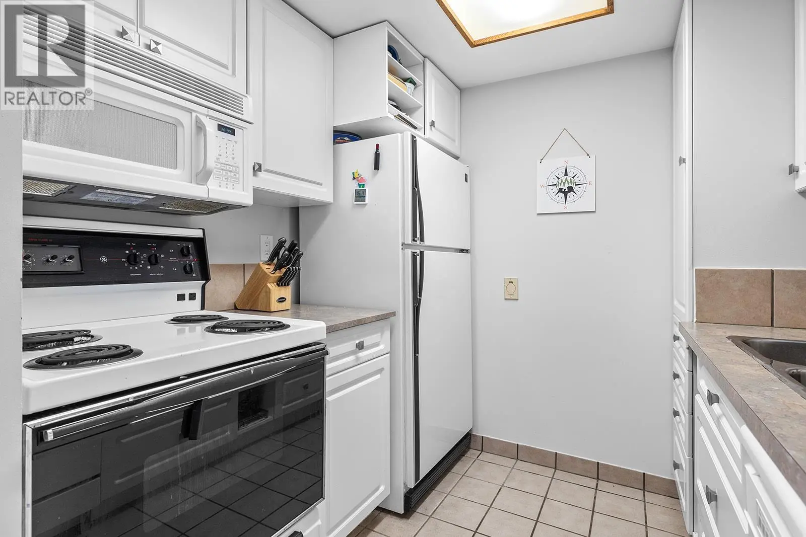 7485 Porcupine Road Unit# 1 And 2. Big White, British Columbia