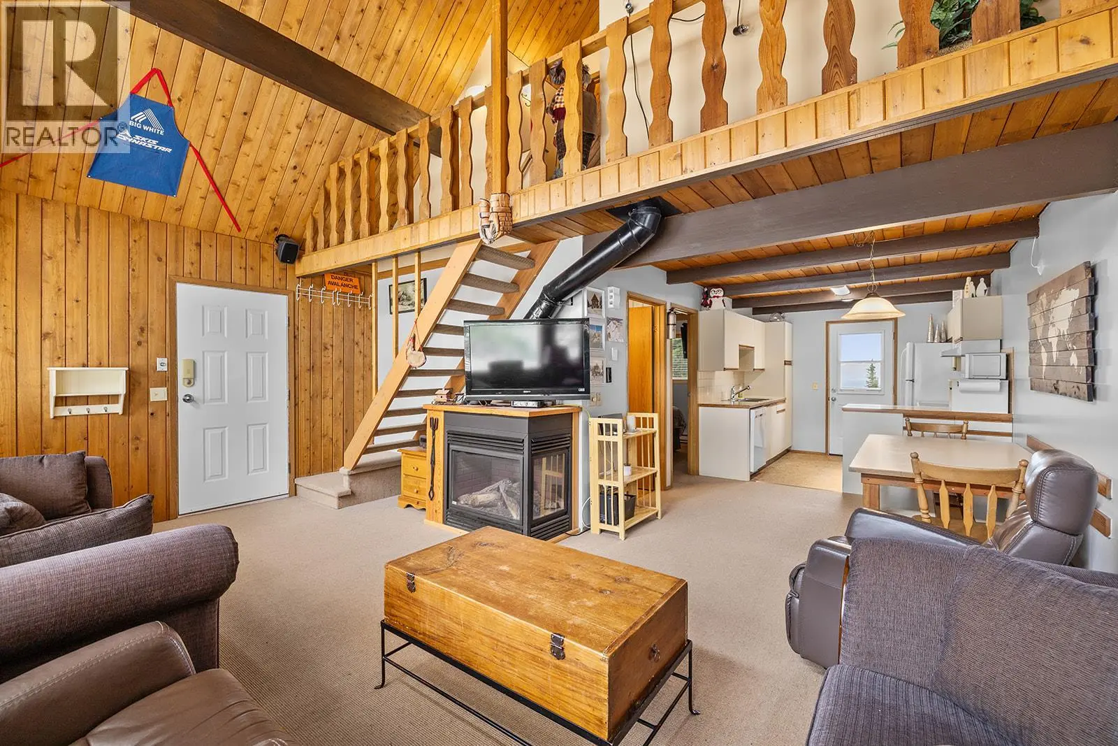 7485 Porcupine Road Unit# 1 And 2. Big White, British Columbia