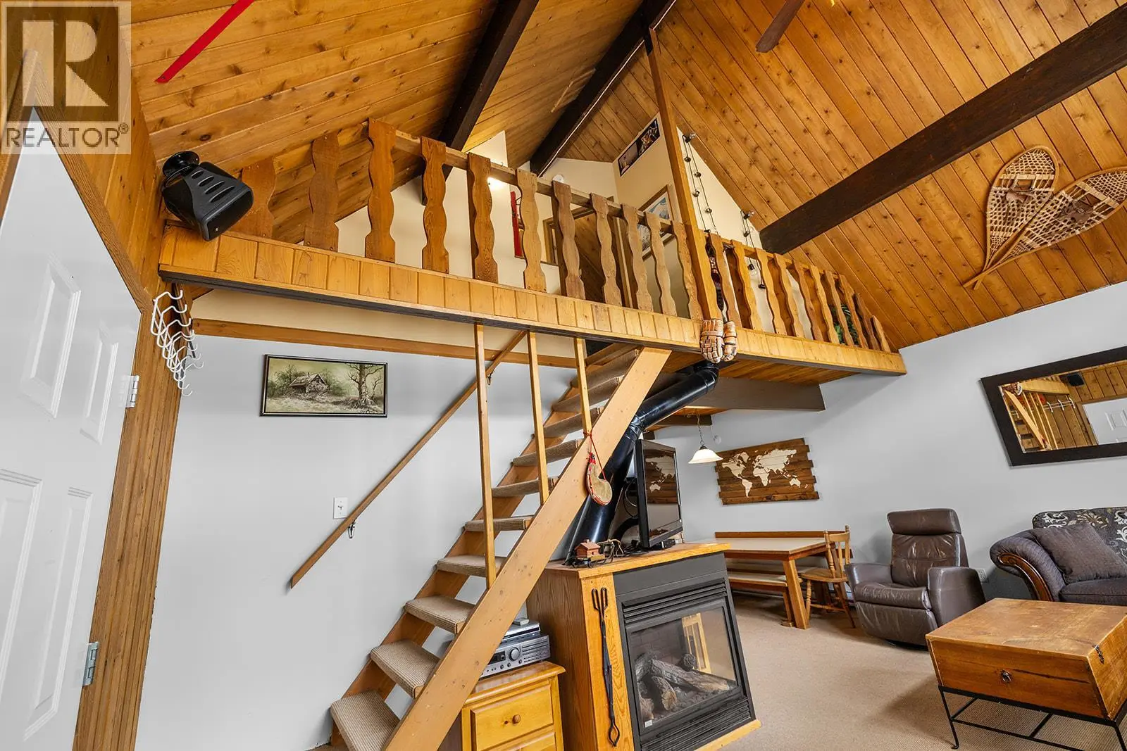 7485 Porcupine Road Unit# 1 And 2. Big White, British Columbia