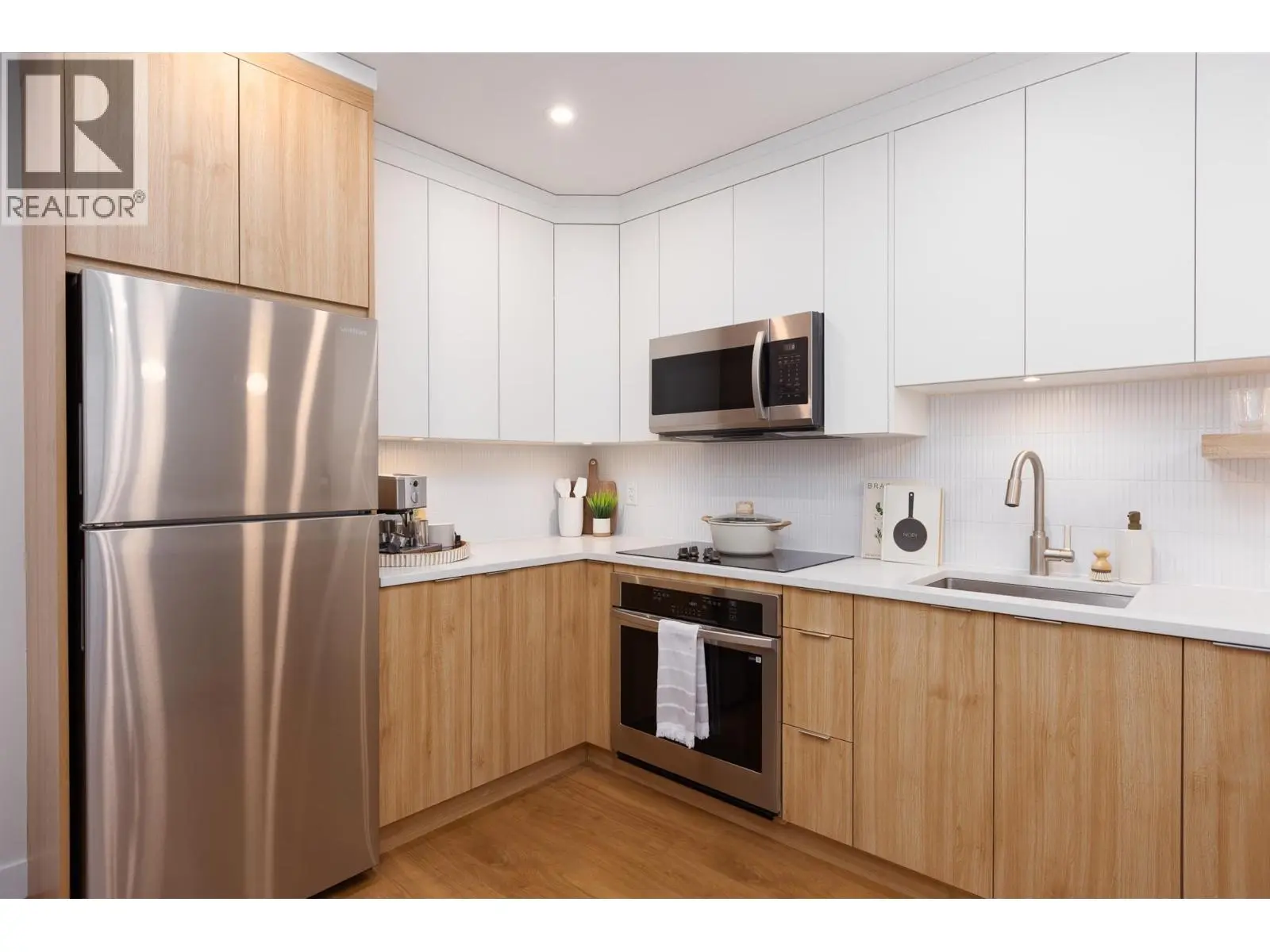 1281 Pridham Avenue Unit# 347. Kelowna, British Columbia