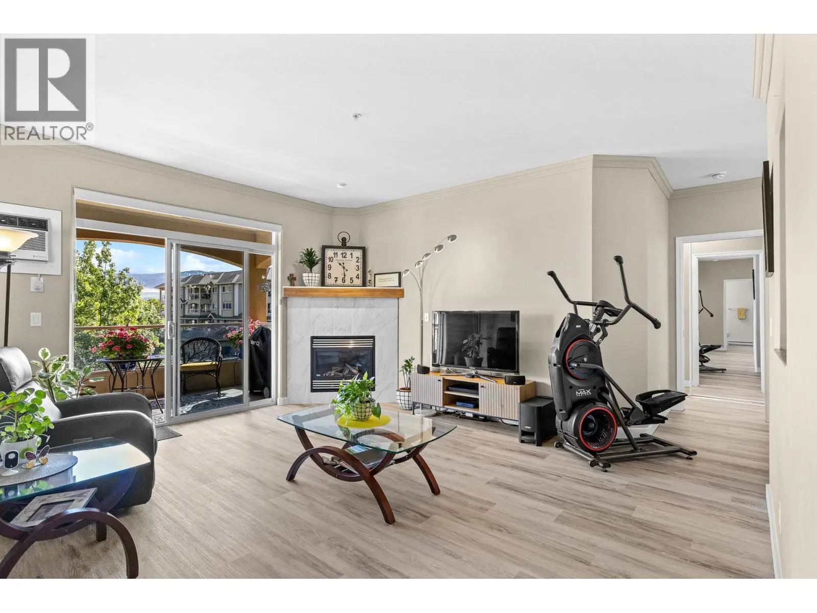 1960 Enterprise Way Unit# 305. Kelowna, British Columbia