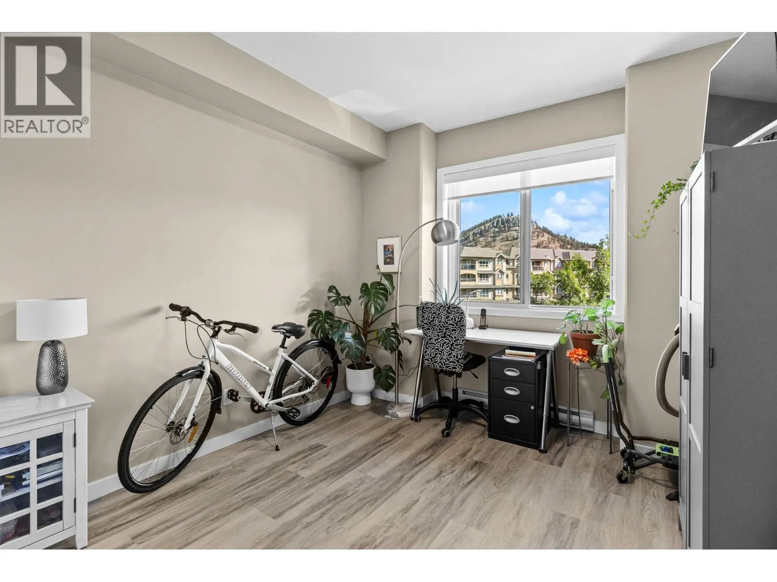 1960 Enterprise Way Unit# 305. Kelowna, British Columbia