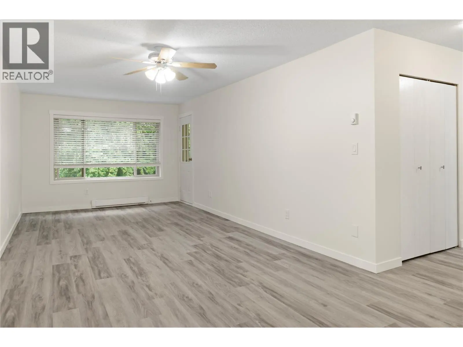 200 Gerstmar Road Unit# 11. Kelowna, British Columbia