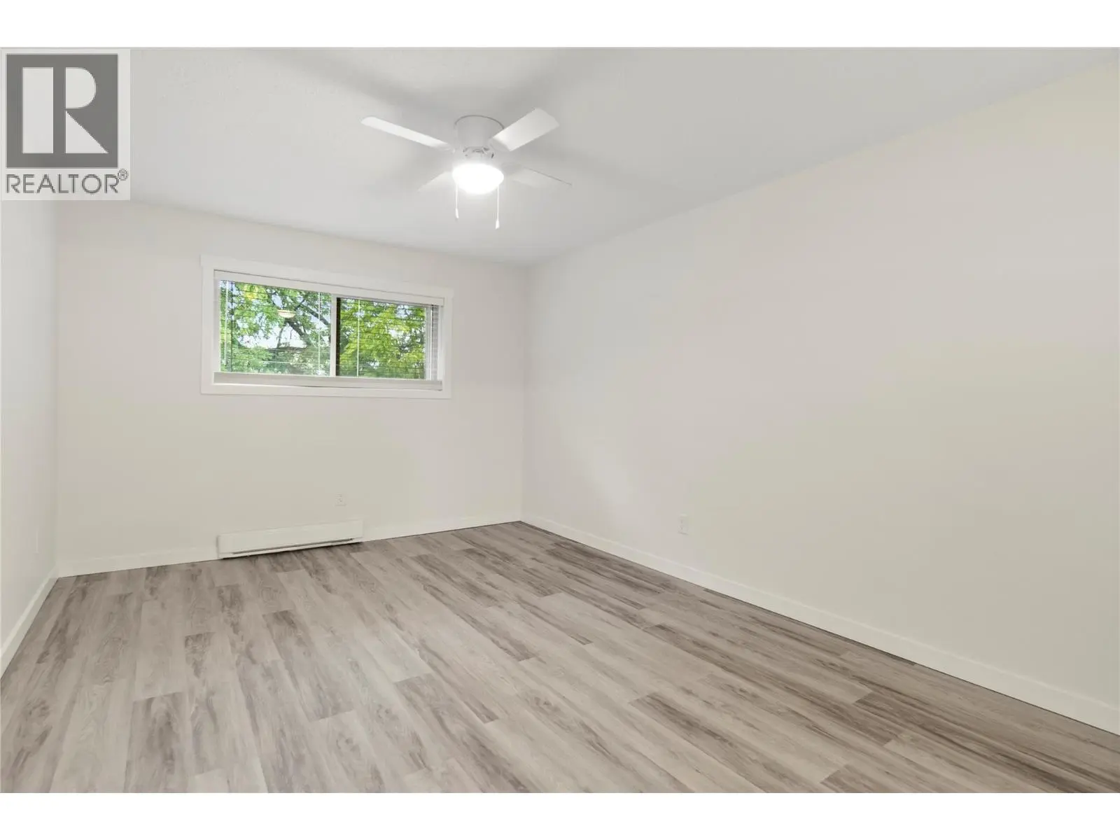 200 Gerstmar Road Unit# 11. Kelowna, British Columbia