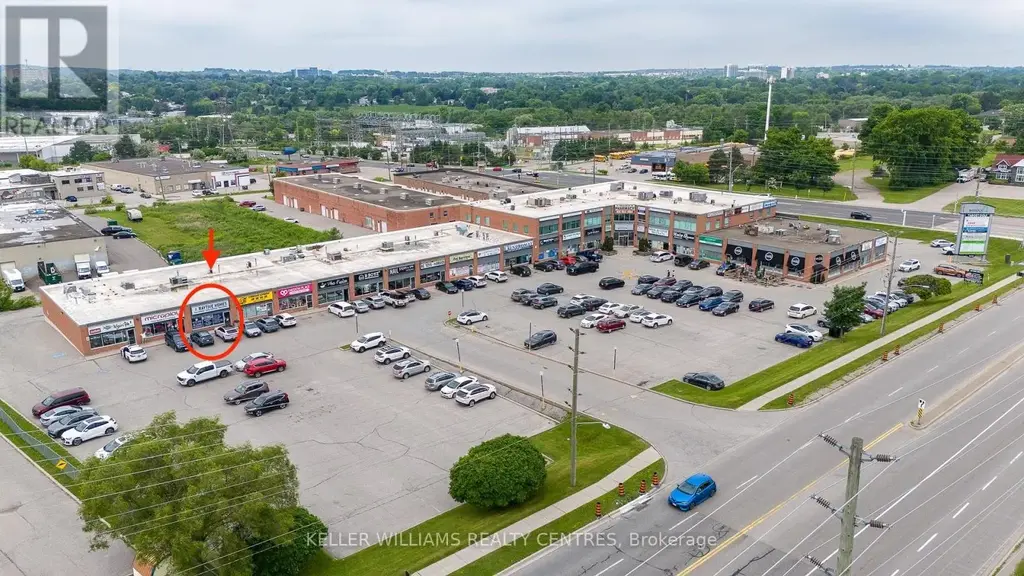 30 - 16700 Bayview Avenue, Newmarket (Stonehaven-Wyndham)