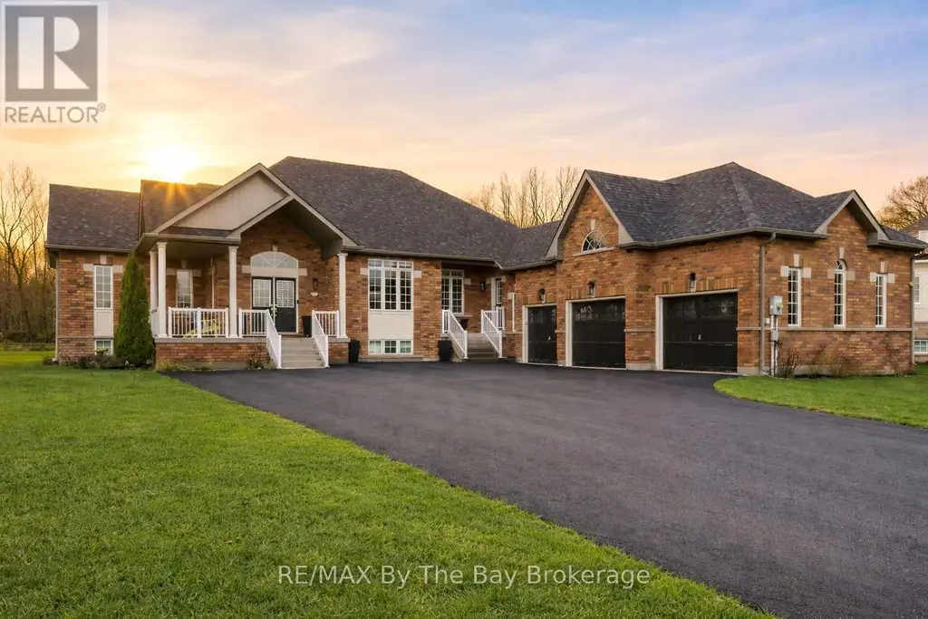 10 Basswood Drive, Wasaga Beach