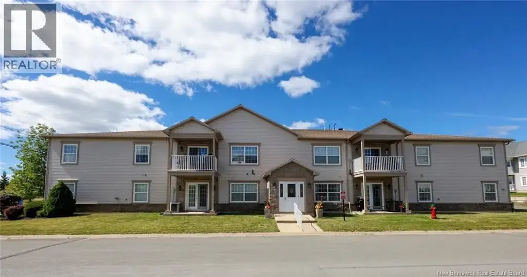 44 Brown Boulevard Unit# 2b, Fredericton