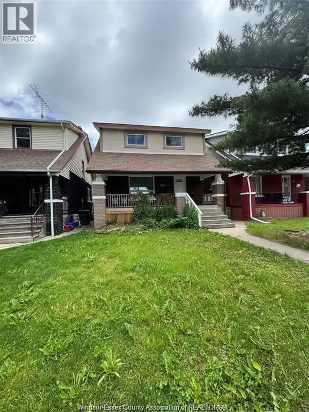 1176 Hall Avenue, Windsor