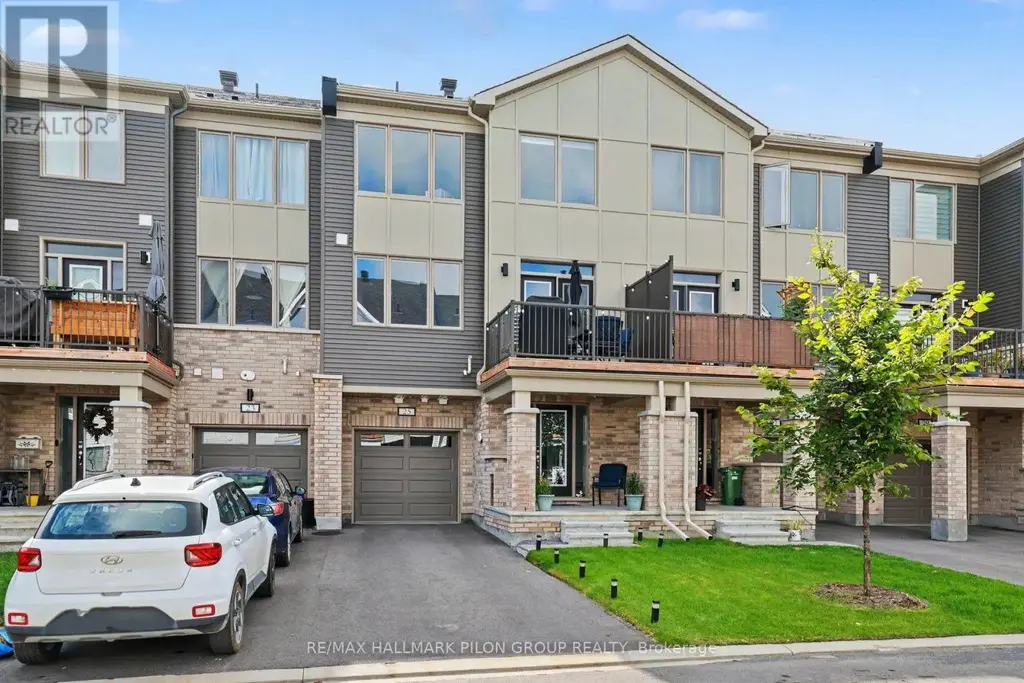 25 Stitch Mews, Ottawa