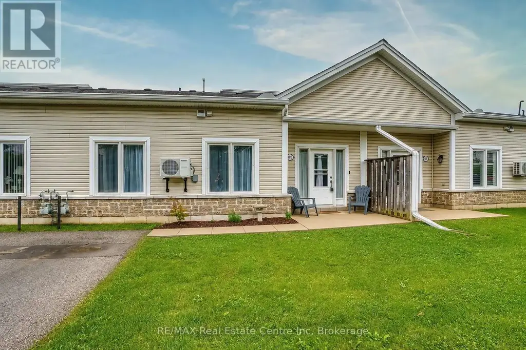 102 - 760 Woodhill Drive, Centre Wellington (Fergus)