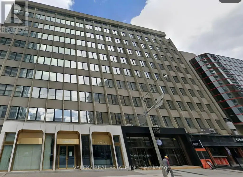 806 - 150 Eglinton Avenue E, Toronto (Mount Pleasant West)