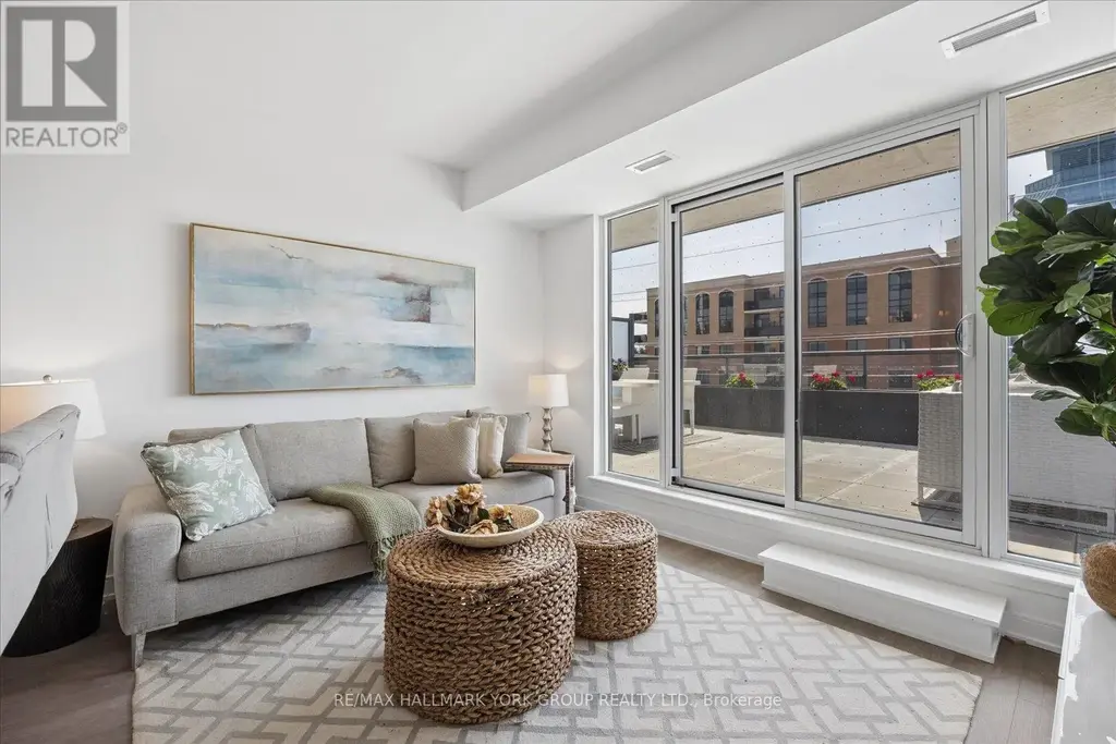 409 - 705 Davis Drive, Newmarket (Huron Heights-Leslie Valley)