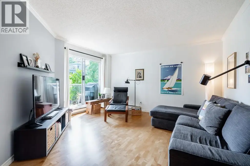 303 1510 W 1st Avenue, Vancouver