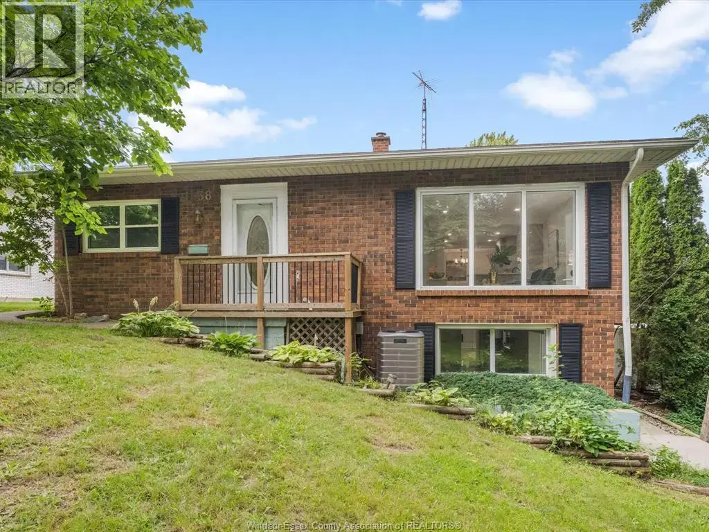 1838 Seacliff Drive, Kingsville